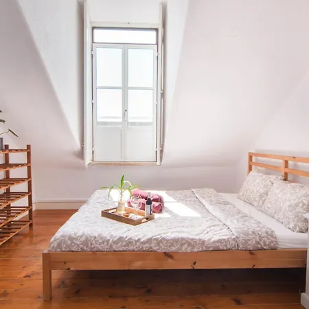 The Sea, The Sky The Sunrise Accommodatie bij particulieren Lissabon